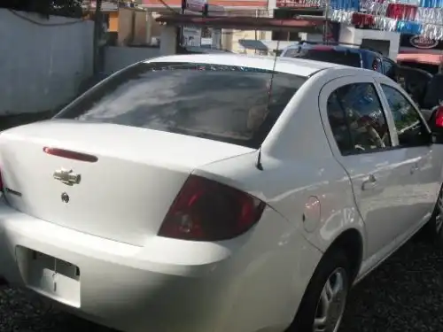 Chevrolet Cobalt  2010