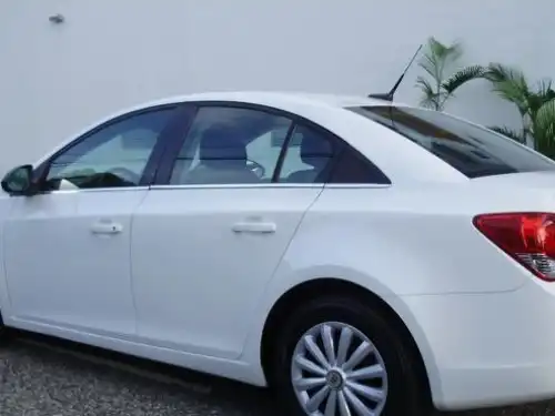 Chevrolet Cruze  2011