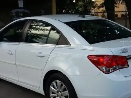 Chevrolet Cruze  2011