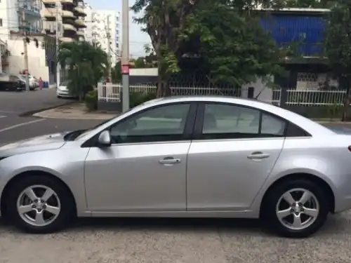 Chevrolet Cruze  2012