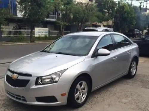 Chevrolet Cruze  2012