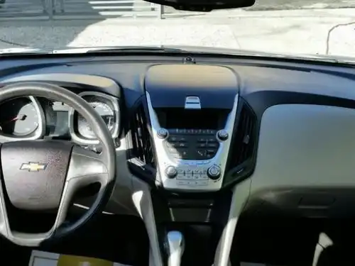 Chevrolet Equinox  2010