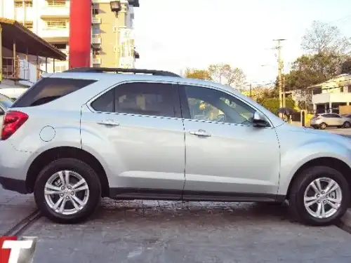 Chevrolet Equinox LS 2010
