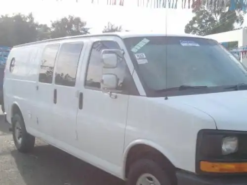 Chevrolet Express  2010