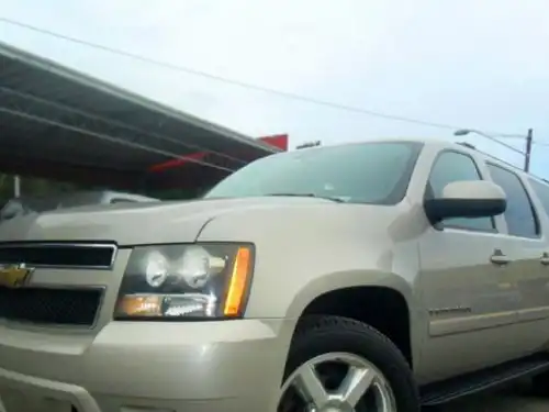 Chevrolet Suburban  2007