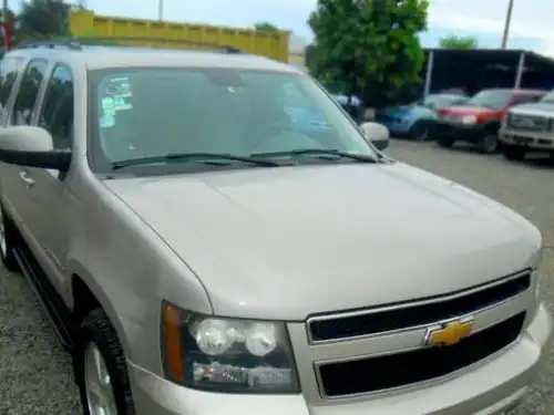 Chevrolet Suburban  2007