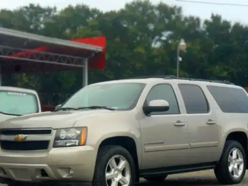 Chevrolet Suburban  2007