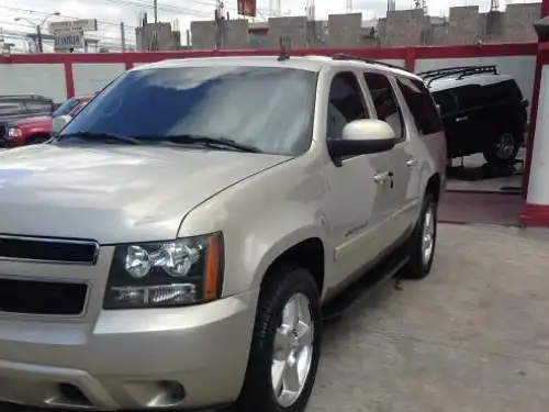 Chevrolet Suburban  2007