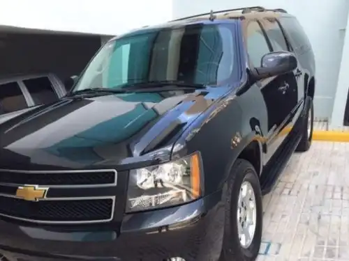 Chevrolet Suburban  2013