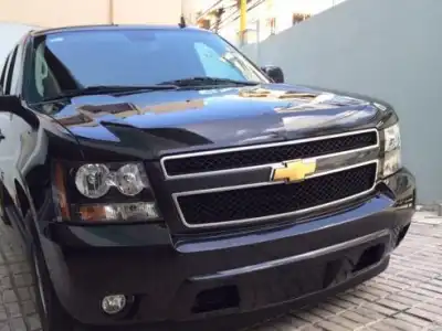 Chevrolet Suburban  2013