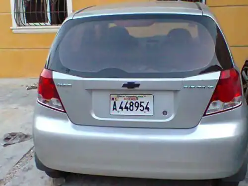 Chevrolet aveo 2006 gris metalico 