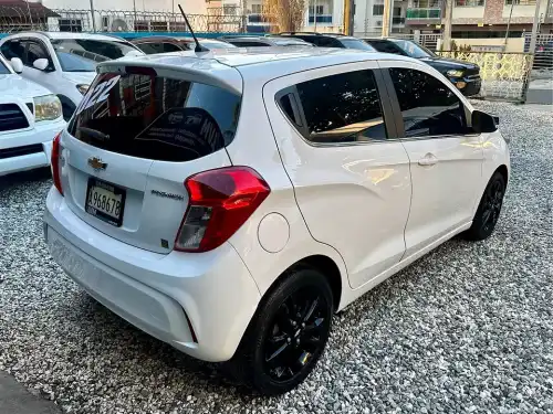 Chevrolet spark 2022 premier