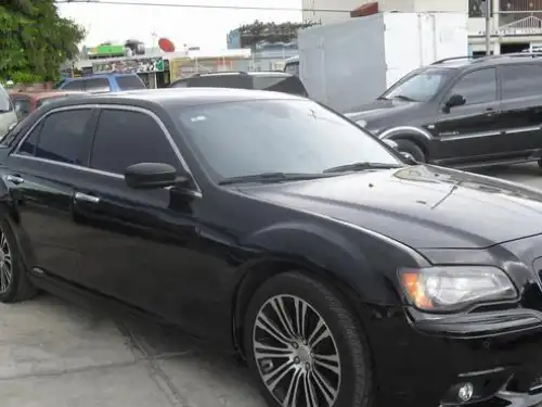 Chrysler 300  2012