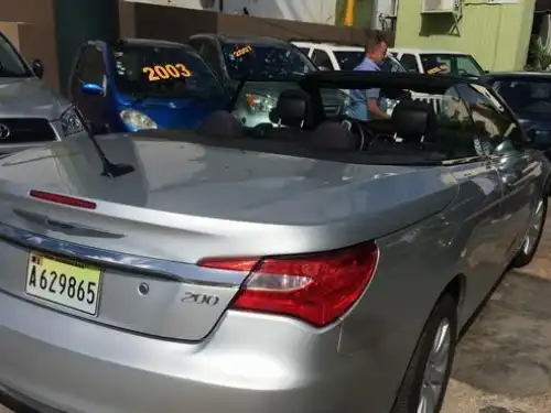 Chrysler Sebring Convertible 2012