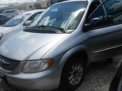 Chrysler Town & Country LX 2004