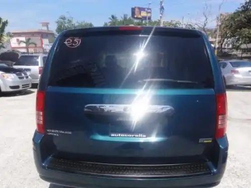 Chrysler Town & Country Touring 2009