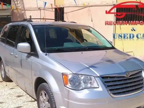 Chrysler Town  Country  2009