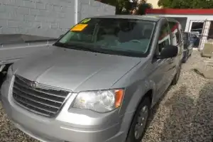 Chrysler Town and Country 2010