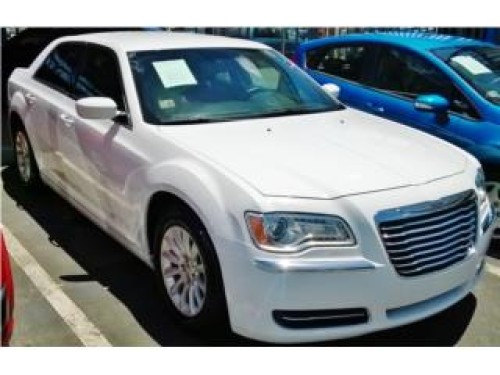 Chrysler 300 2013. BONOS DISPONIBLES