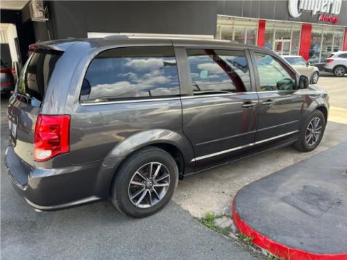 DODGE GRAND CARAVAN 3FILAS 2017 BONO DE 2MIL$