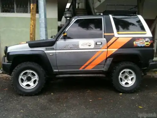Daihatsu Feroza  1990
