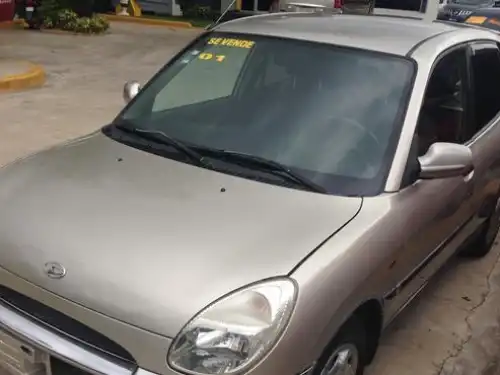 Daihatsu Sirion  2001