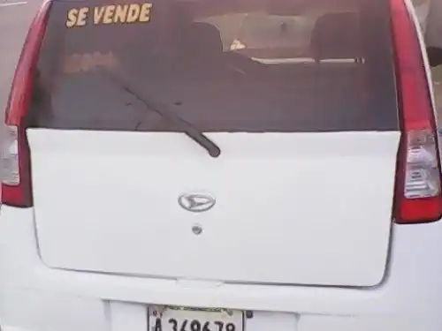 Daihatsu Sirion  2004