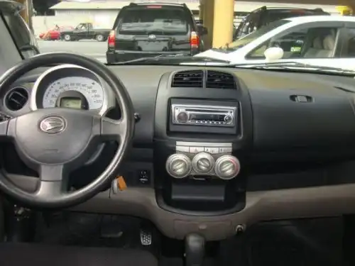 Daihatsu Sirion 2007 COMO NUEVA 