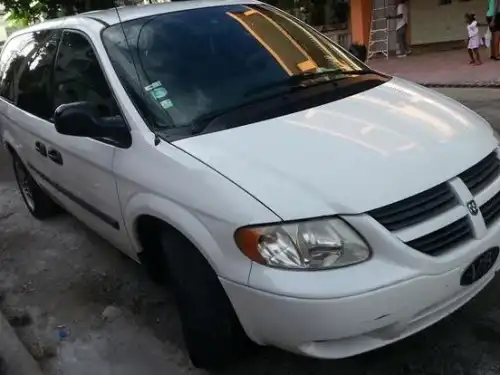 Dodge Grand Caravan 2007, gasolina y GLP 