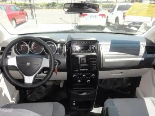 Dodge Grand Caravan LE 2009