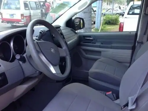 Dodge Grand Caravan SE 2008