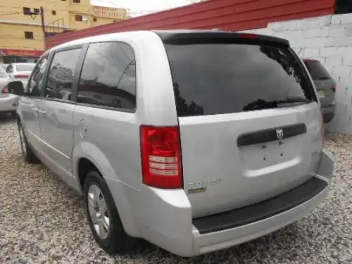 Dodge Grand Caravan SE 2009