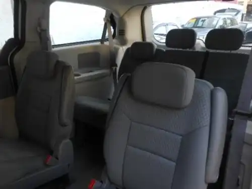 Dodge Grand Caravan SE 2010