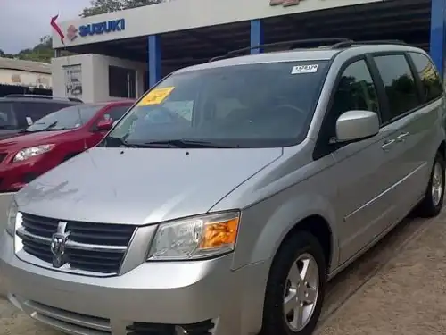 Dodge Grand Caravan SXT 2010