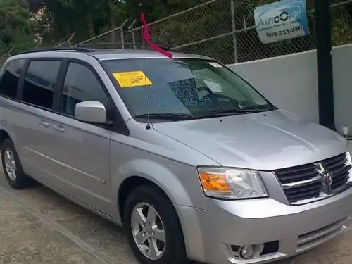 Dodge Grand Caravan SXT 2010