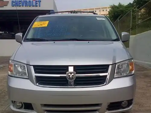 Dodge Grand Caravan SXT 2010