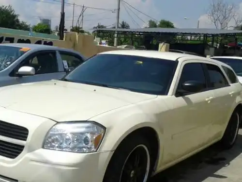 Dodge Magnum2006