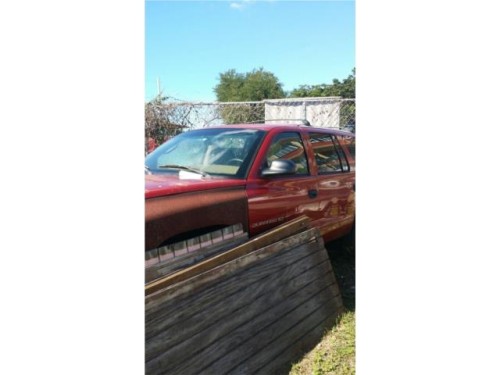 Dodge Durango 1999 completa para piezas 300