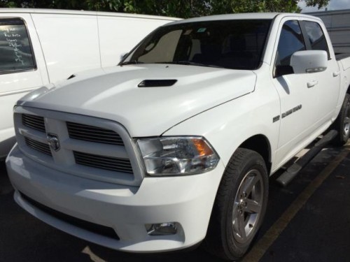 Dodge RAM Hemi 4x4 RAM Box BLanca 4pts