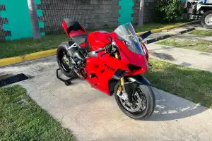 Ducati V4S 20222023 legar