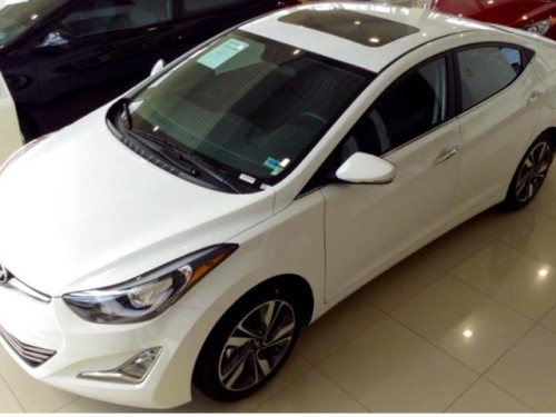 ELANTRA LIMITED 2015 EXCELENTE REGALO