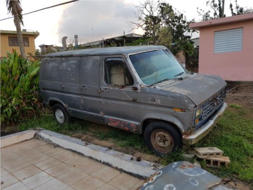 Econoline 100 del 1982