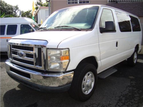 FORD ECONOLINE 350 XLT 2010 12 PASAJEROS