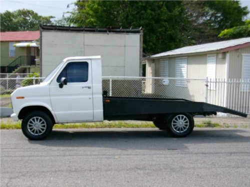 FORD ECONOLINE 84 AUT ECHA GRUA $1,900 OMO