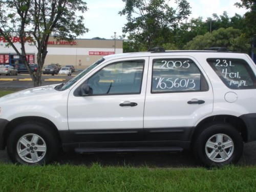 FORD ESCAPE XLS 2005 BLANCA