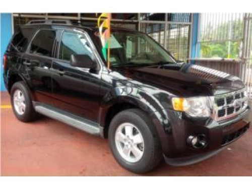 FORD ESCAPE XLT. 2011