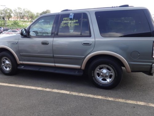 FORD EXPEDITION 1999 EN LA MEJOR CONDICION