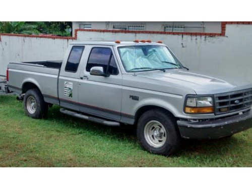 FORD F 150 cabina y media $3,500