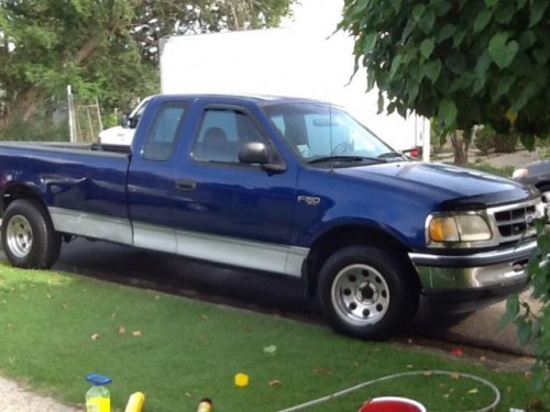 FORD F-150 caja larga 98 3500