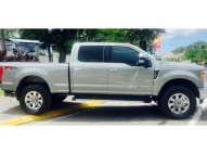 FORD F250 LARIAT 4X4 TURBO DIESEL 67L 2019